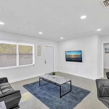 2 Bdrm Modern House Mins From Beach & Casino Hb1 할렌데일비치 외부 사진