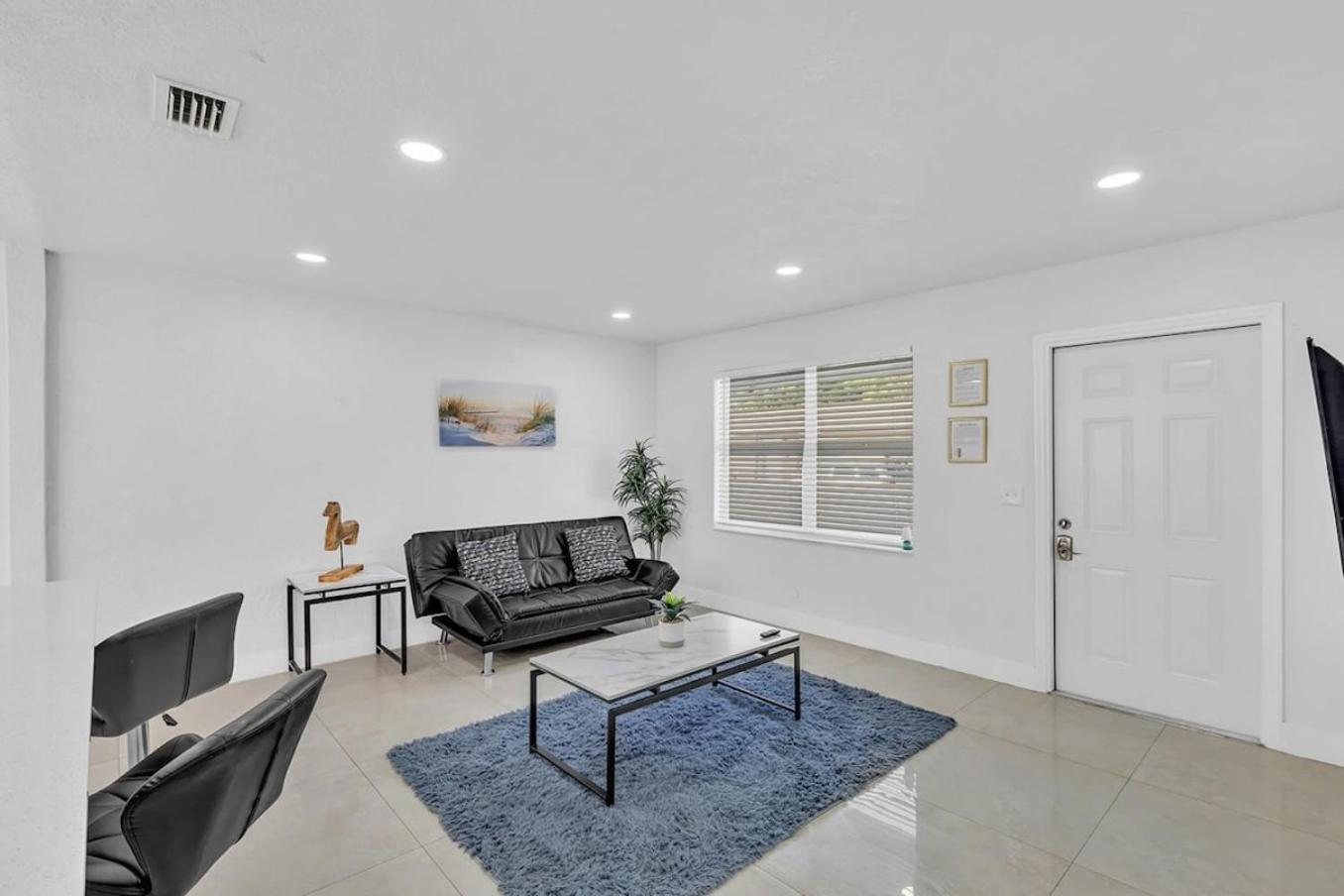 2 Bdrm Modern House Mins From Beach & Casino Hb1 할렌데일비치 외부 사진