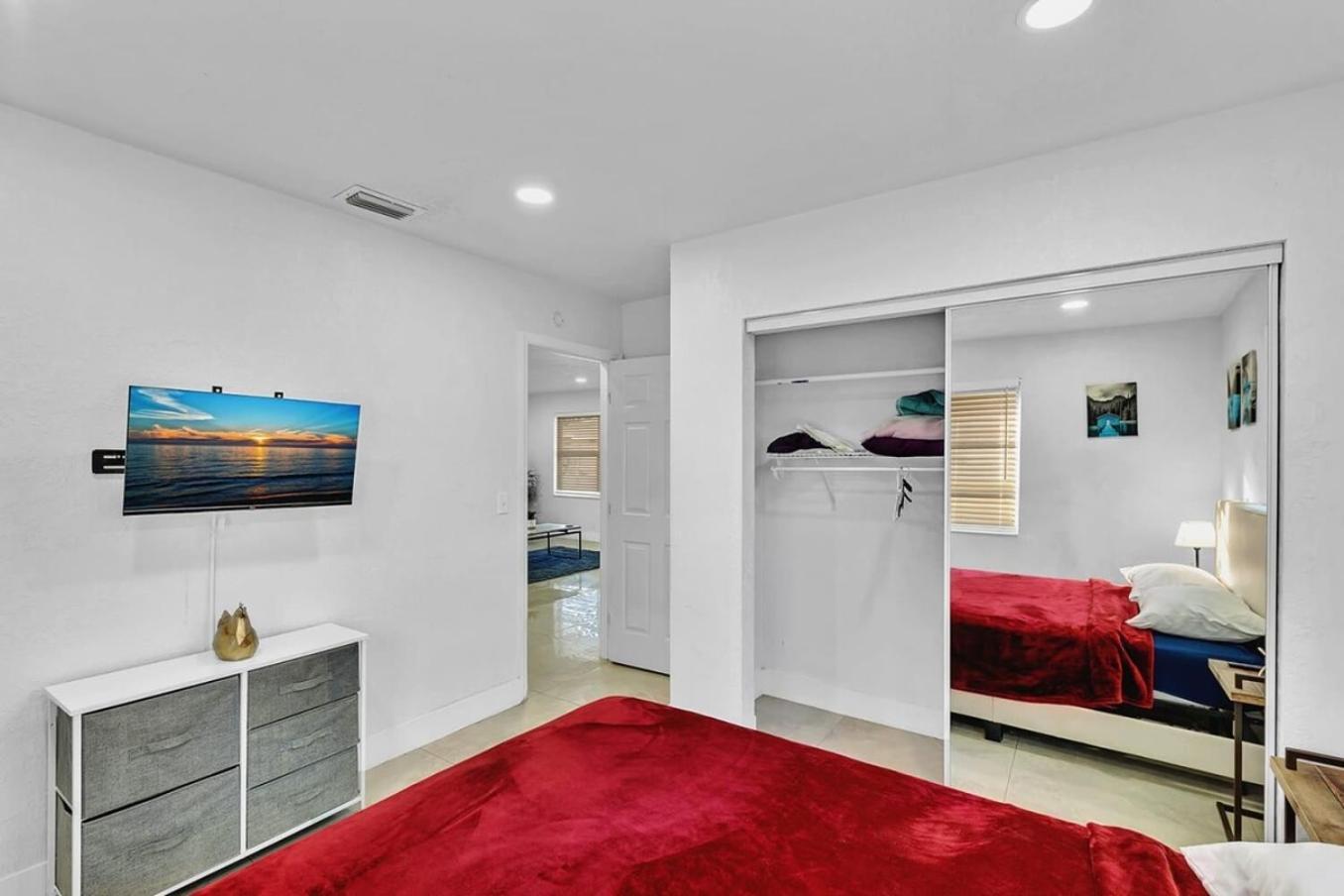 2 Bdrm Modern House Mins From Beach & Casino Hb1 할렌데일비치 외부 사진