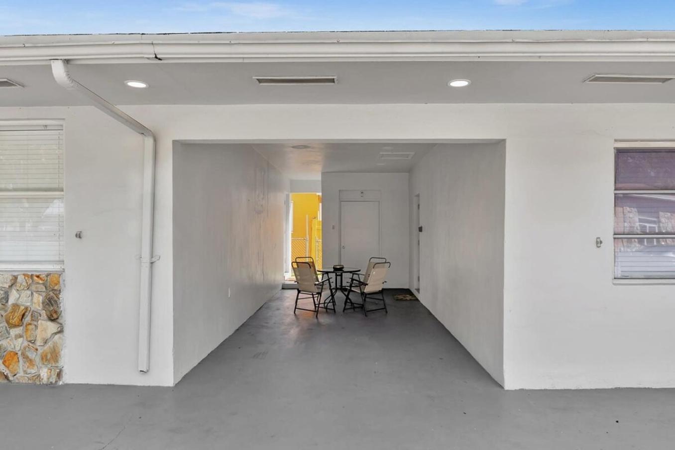 2 Bdrm Modern House Mins From Beach & Casino Hb1 할렌데일비치 외부 사진